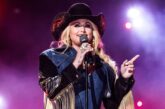 Miranda Lambert Reveals the Two Things She Needs Backstage